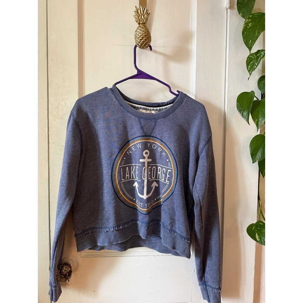 U.S. Vintage women’s size medium LAKE GEORGE sweater